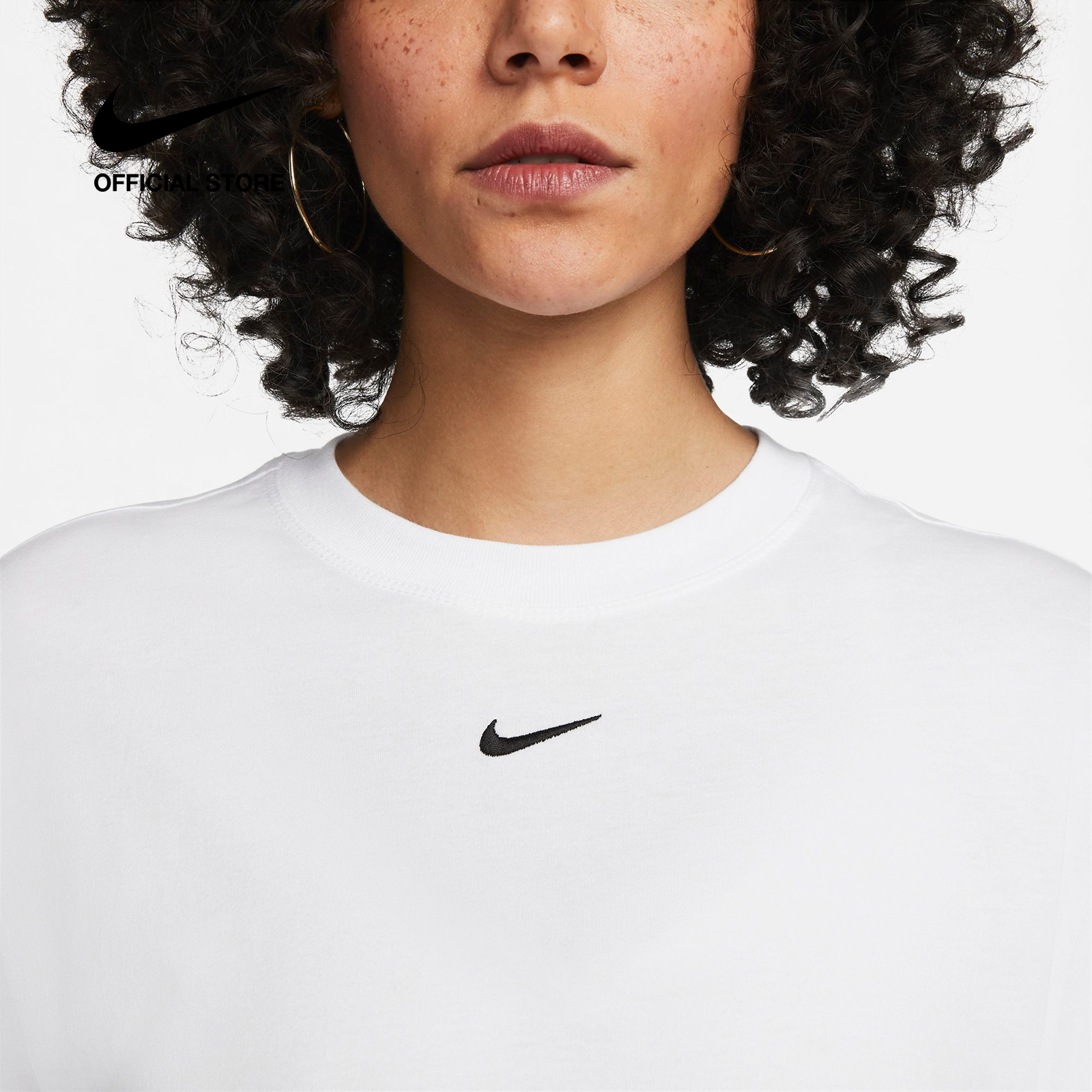 Nike Women's Sportswear Essential T-Shirt - White